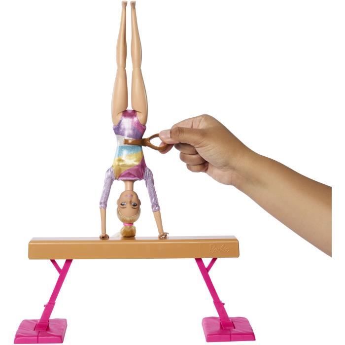 Barbie Gymnastiksæt med dukke og over 10 tilbehør HRG52