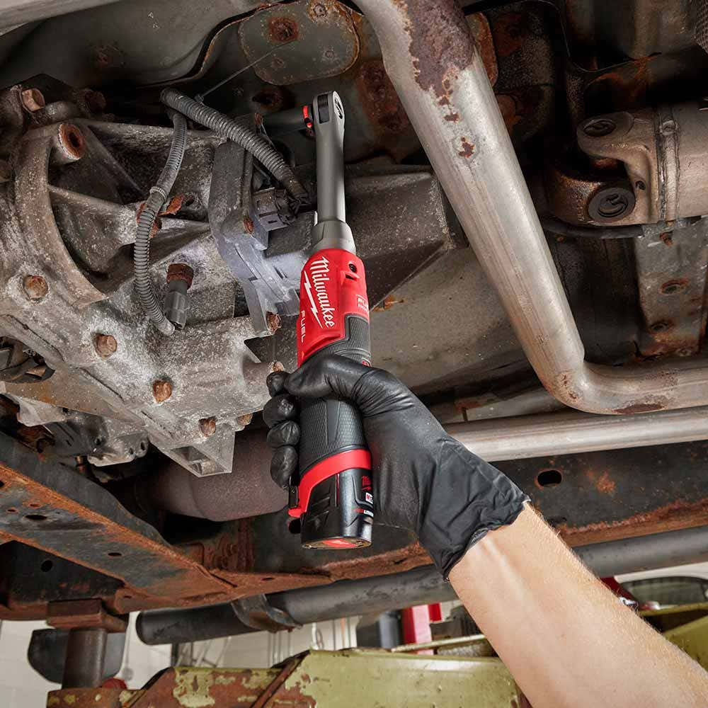 Clichet cu rază extinsă de acțiune MILWAUKEE 12V FUEL™ de 3/8