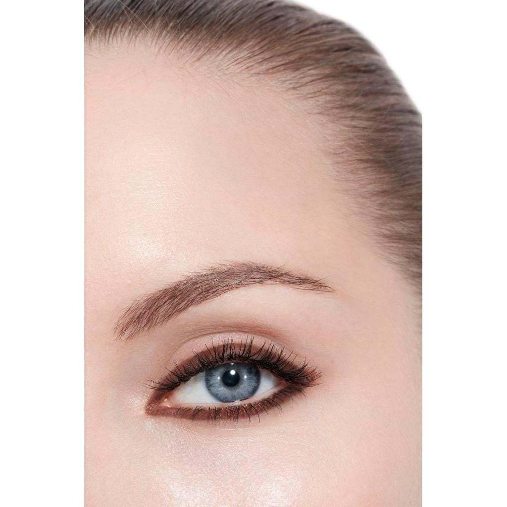 CHANEL vandeniui atsparus akių pieštukas - 0,3 g