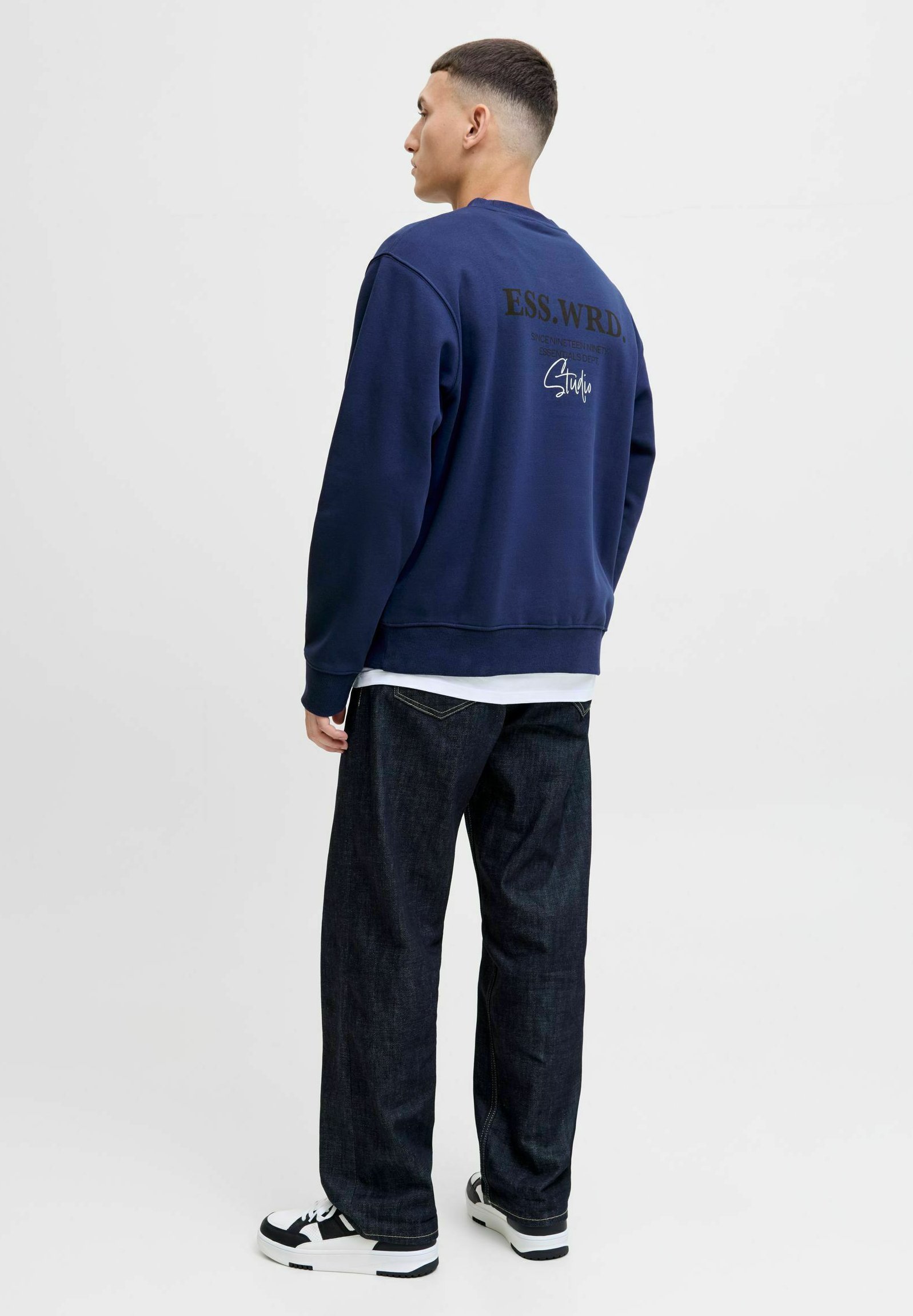 Jack & Jones JJEURBAN EDGE STUDIO CREW NOOS - Majica s kapuljačom - oceanska špilja