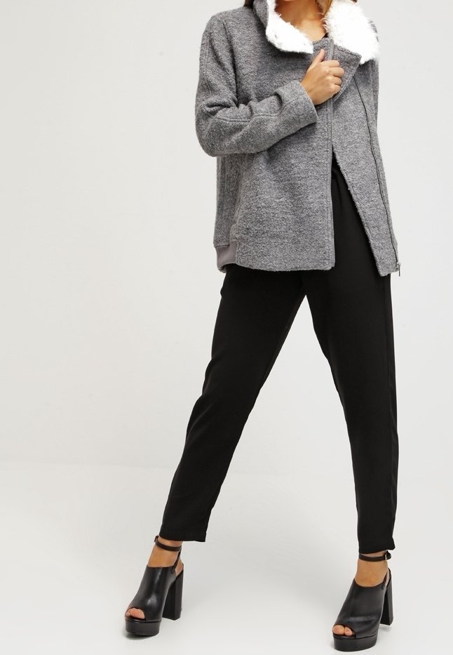United Colors of Benetton kerge jope - hall