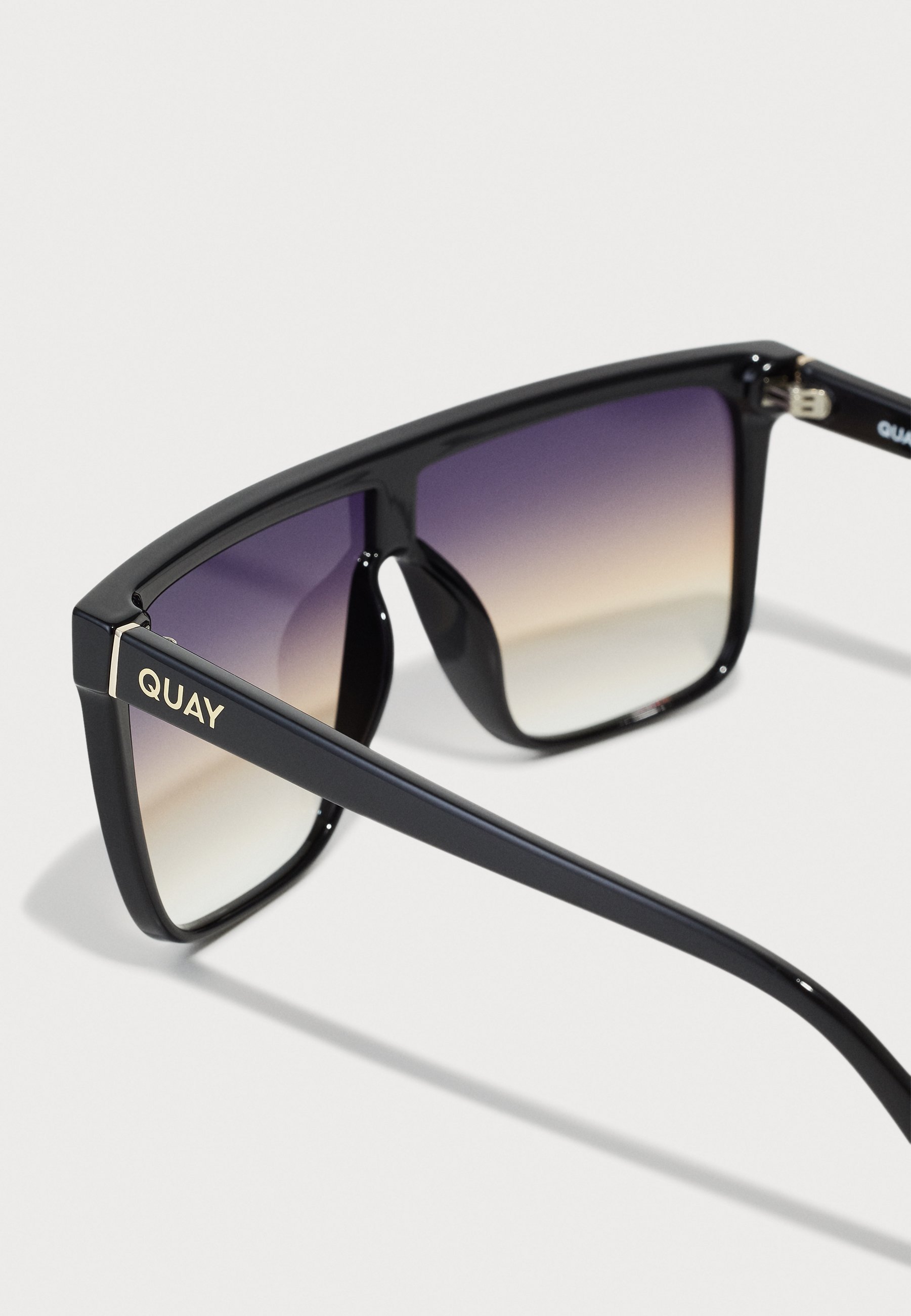 QUAY AUSTRALIA NIGHTFALL MEDIUM UNISEX - Lunettes de soleil - noir/coquelicot crépuscule