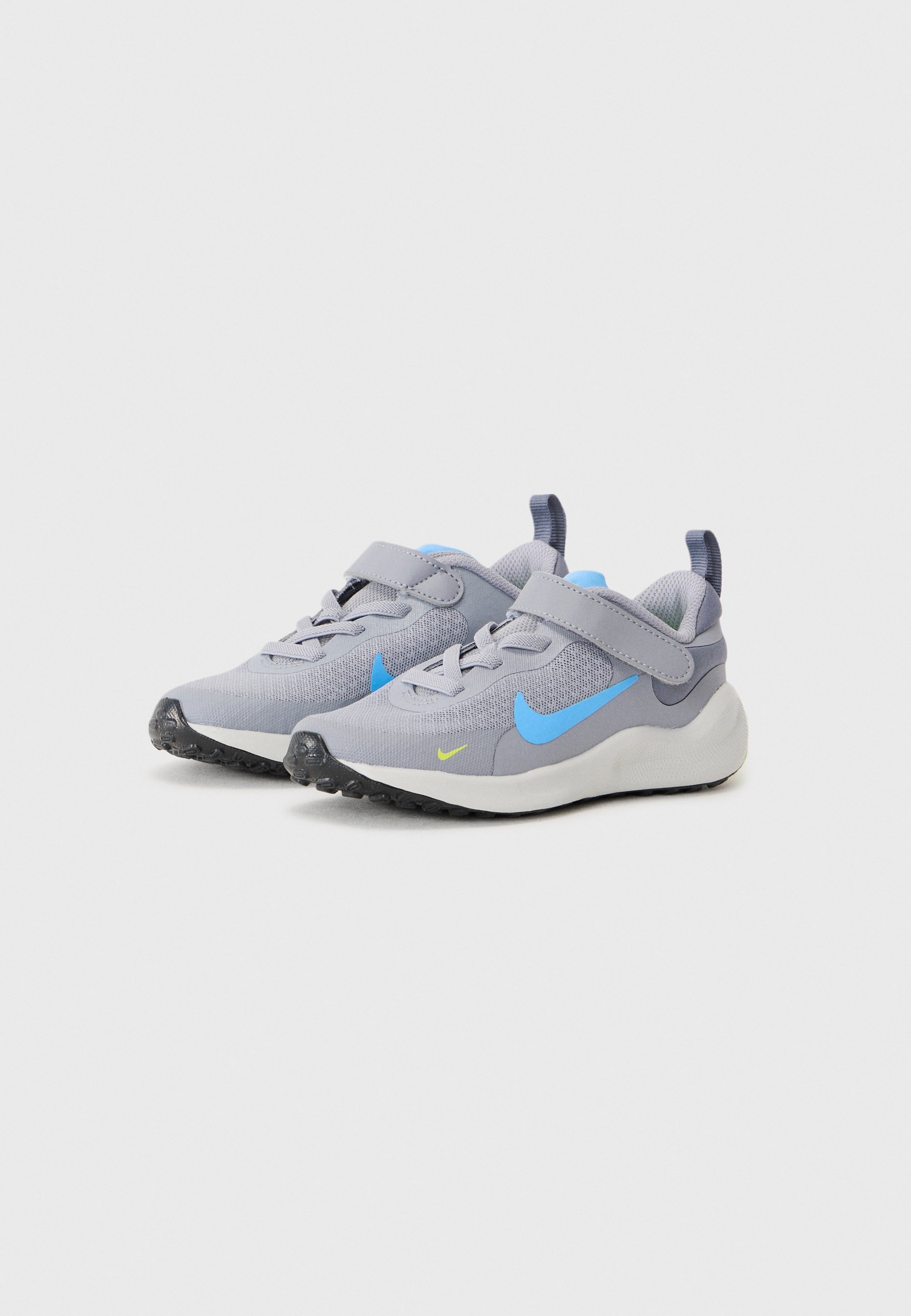 Nike Performance REVOLUTION 7 - Chaussures de running sur route - gris ciment/bleu universitaire/carbone clair/volt