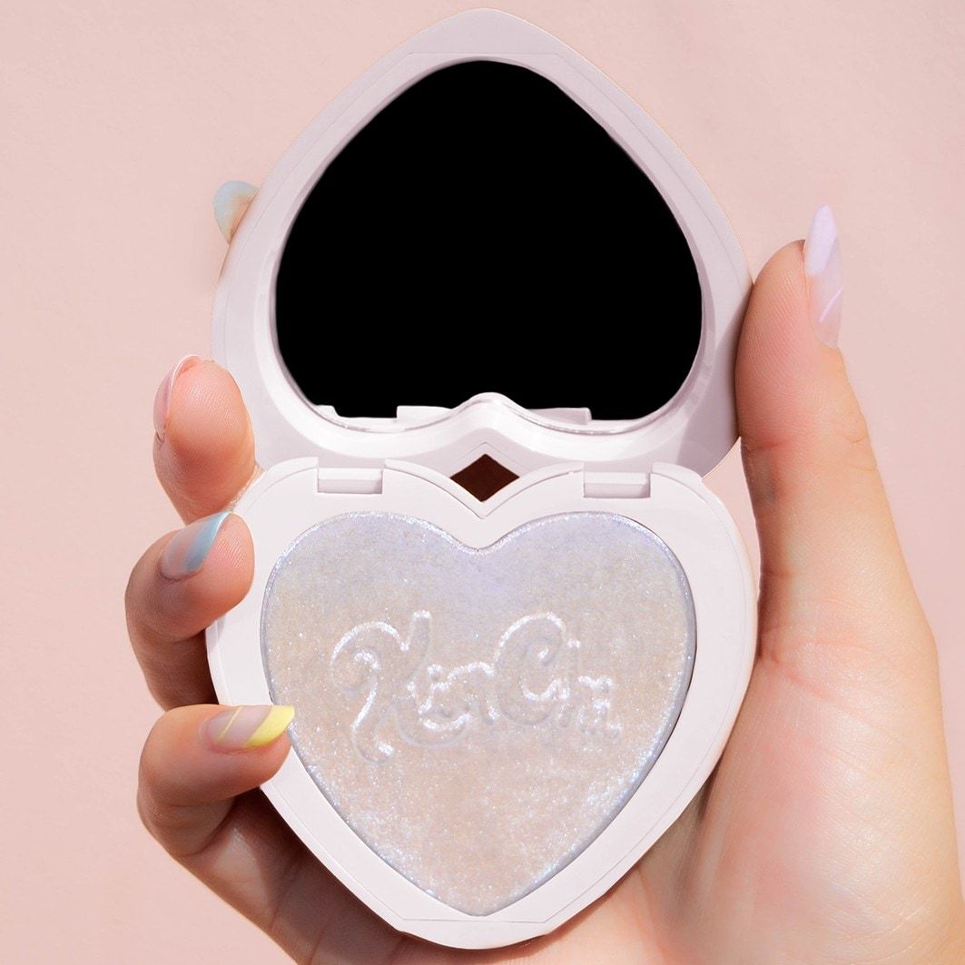 KimChi Chic Beauty izgaismotāja pērlītes “Gone Wild” – 9,07 g
