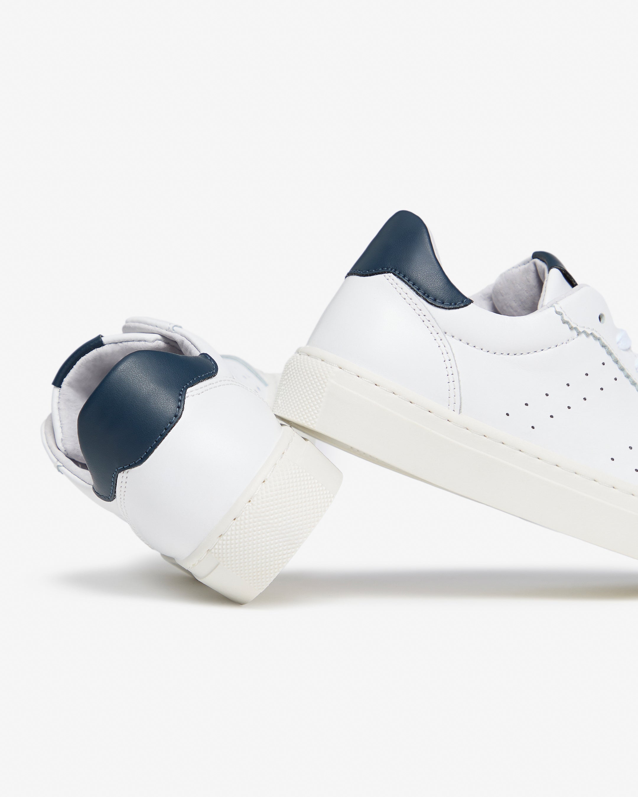  Tenisky pro chlapce z technického materiálu a kůže