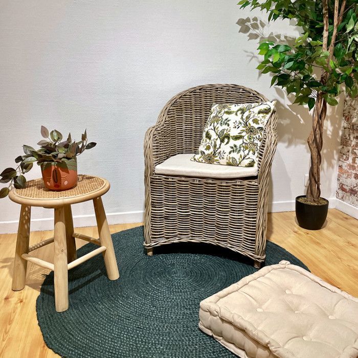 Conjunto de 2 sillones de kubu tejido natural con cojines blancos – MAEVA 2 Meubletmoi
