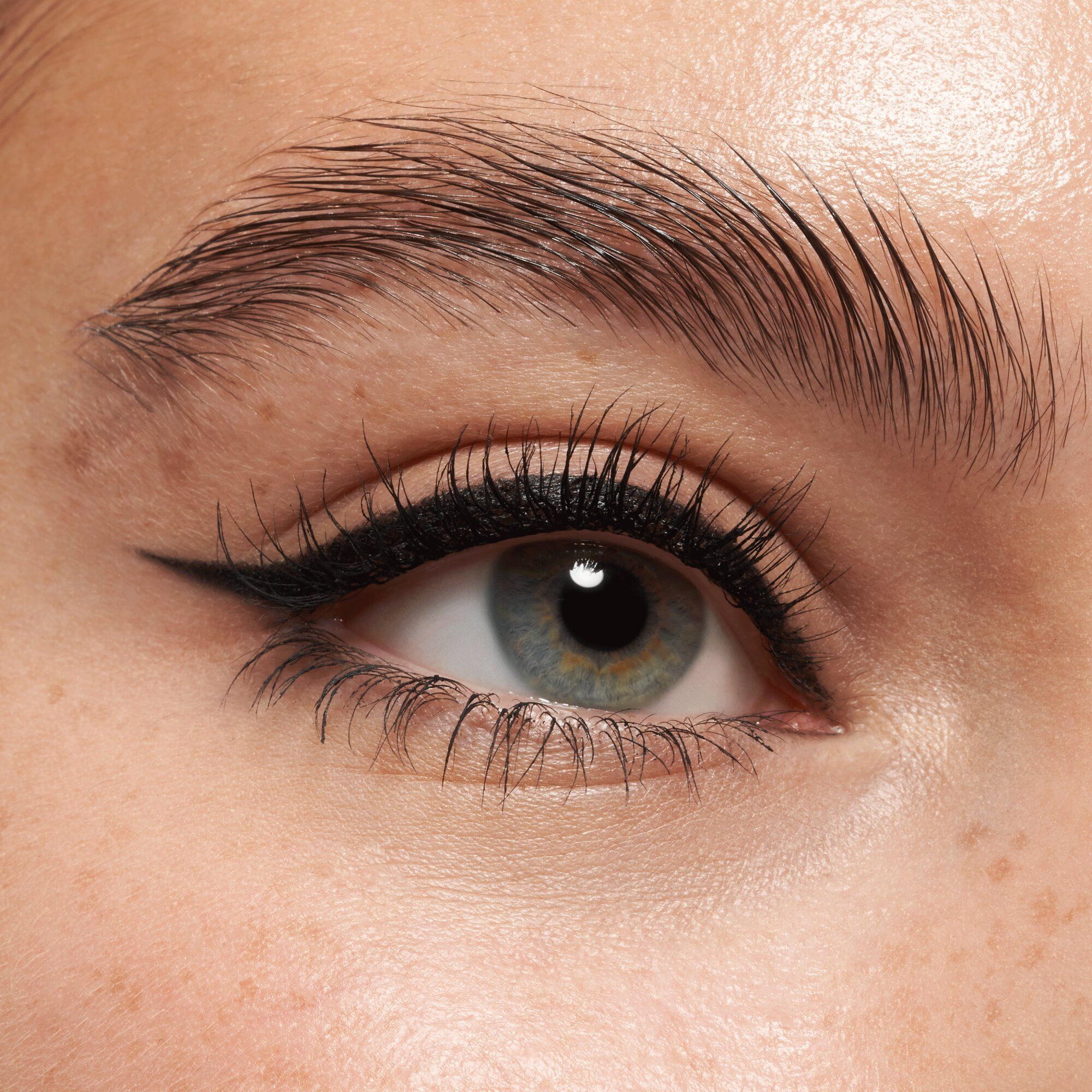 Kajal Pencil Eyeliner Očné linky a ceruzky na oči