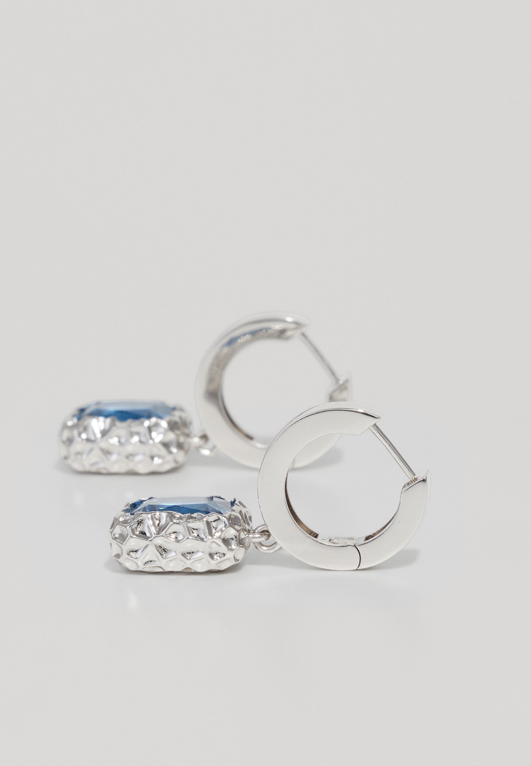 DARKAI RADIANT OORBELLEN UNISEX - Oorbellen - wit/lichtblauw/zilverkleurig