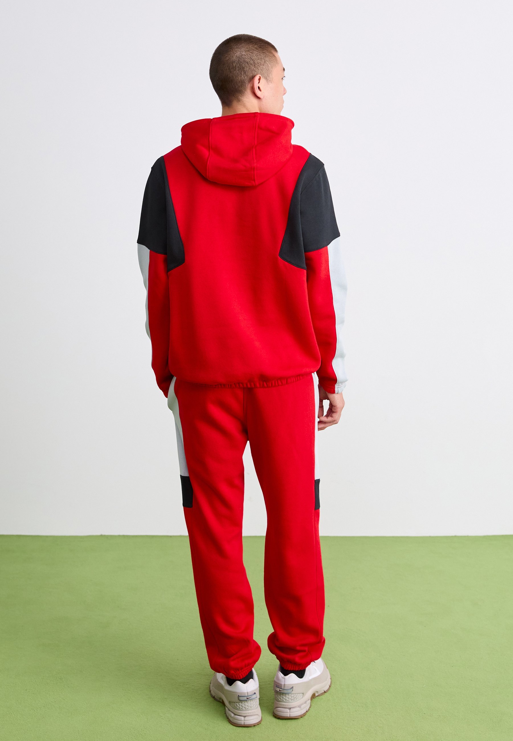 Nike Sportswear trainingspakken