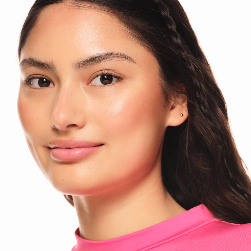 Essence Baby Got Bronze Illuminating Bronzer met glitter