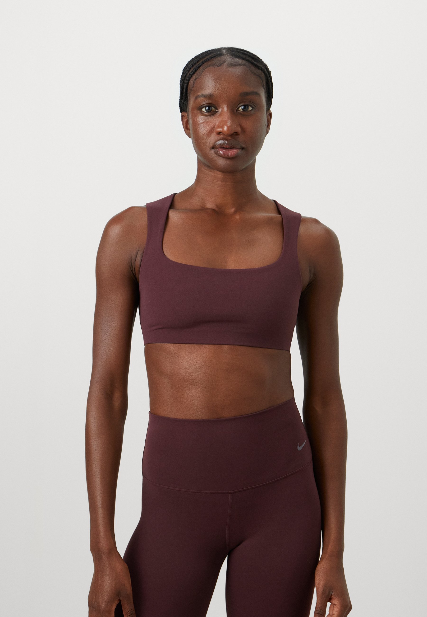 Nike Performance ZENVY BRA - Kerget tuge pakkuv spordirinnahoidja - burgundiapunane