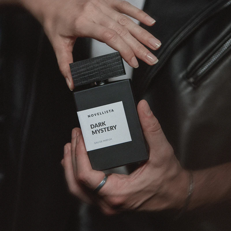 NOVELLISTA Dark Mystery Eau de Parfum unisex