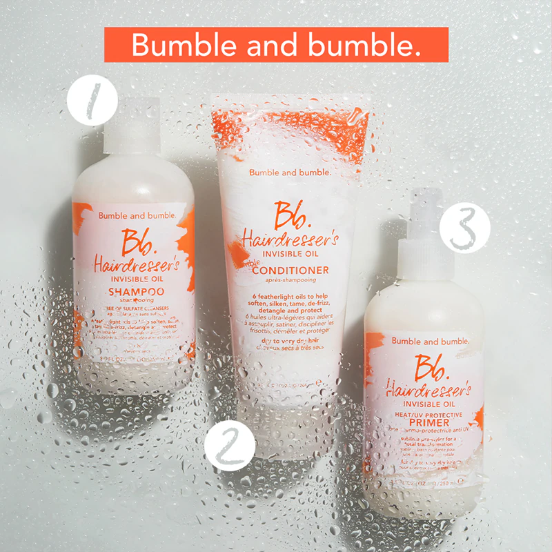 Use o spray Bumble and bumble Hairdresser's Invisible Oil Heat/UV Protective Primer antes de estilizar para um cabelo com aparência impecável.