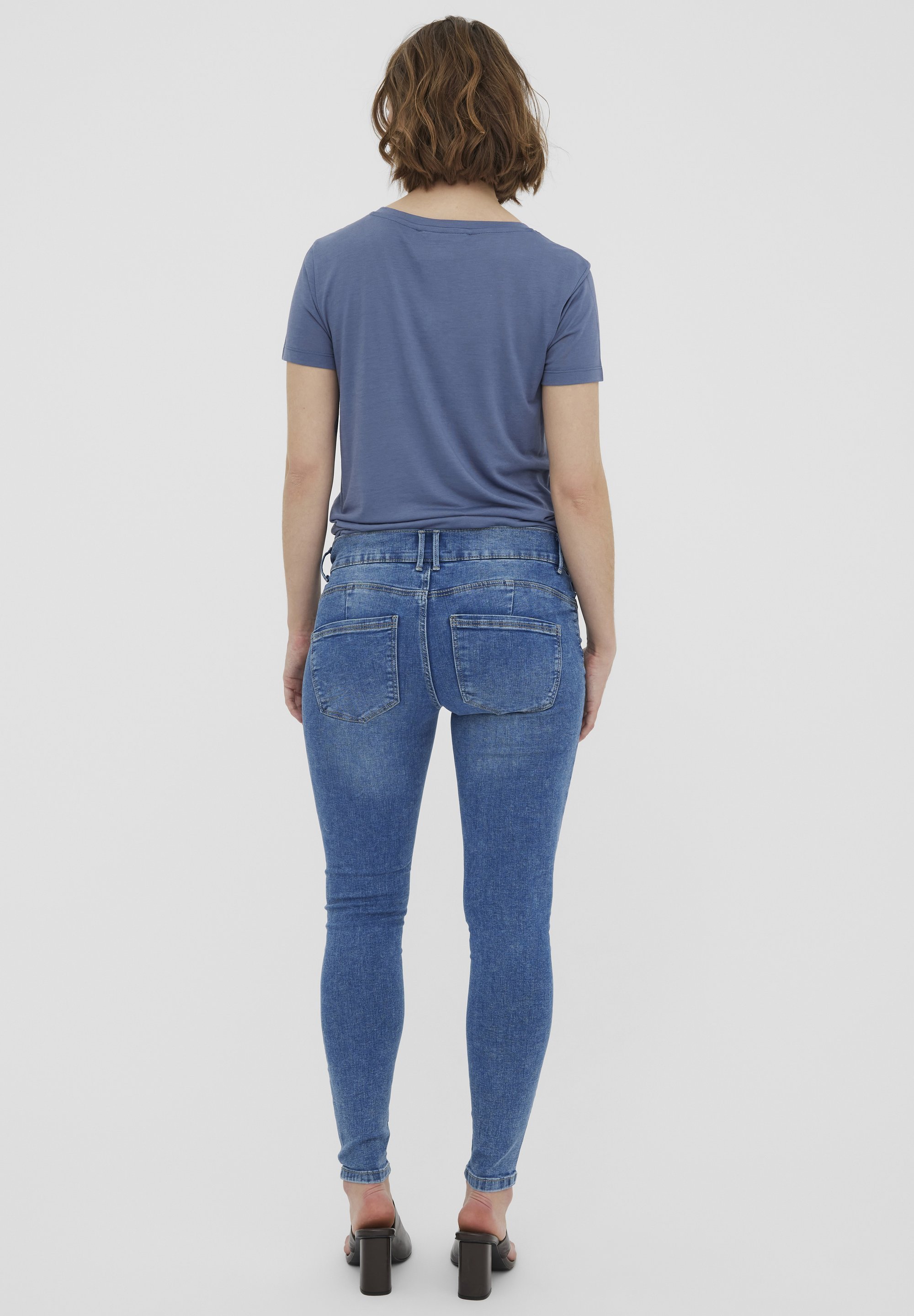 Vero Moda Umstandsjeans VMMSOPHIA - Skinny Fit - mittelblauer Denim