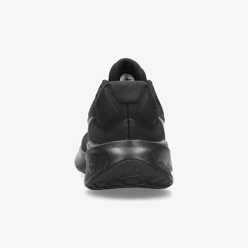  Nike Revolution 7