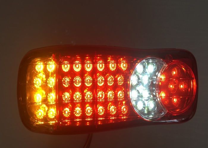 2x 24V Récupération LED Feux Arrière 24V Pour Camping-Car Camion Remorque Camionnette Châssis Benne Lkw Caravane 5 Fonctions