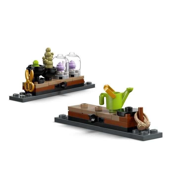 LEGO Harry Potter 76445 Le Château De Poudlard : Le Cours De Botanique - Jouet dès 8 Ans