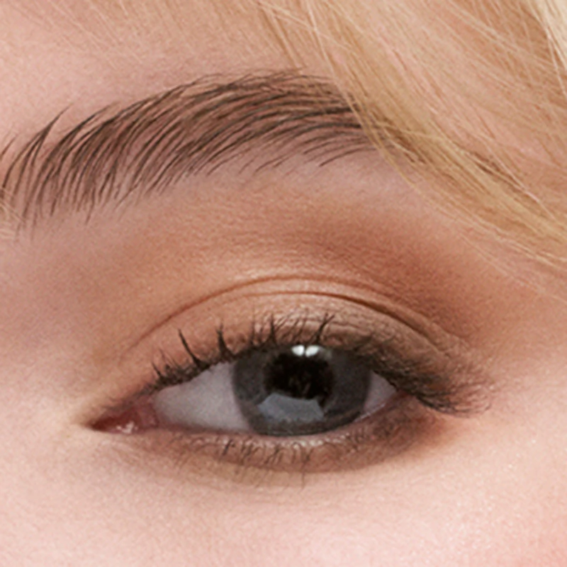Paleta očných tieňov Estée Lauder Pure Color The Essential Eyeshadow Quad s aplikátorom