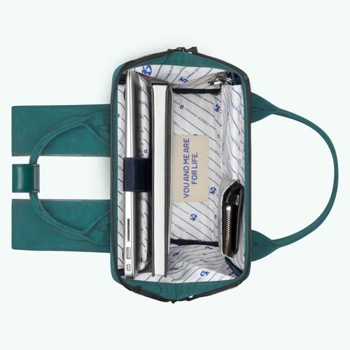 Cabaia Quepos Adventurer kleiner Rucksack, Dunkelgrün