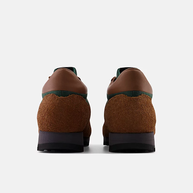 Unisex RAINIER LOW - True Brown - Yökellon vihreä ja magnesium