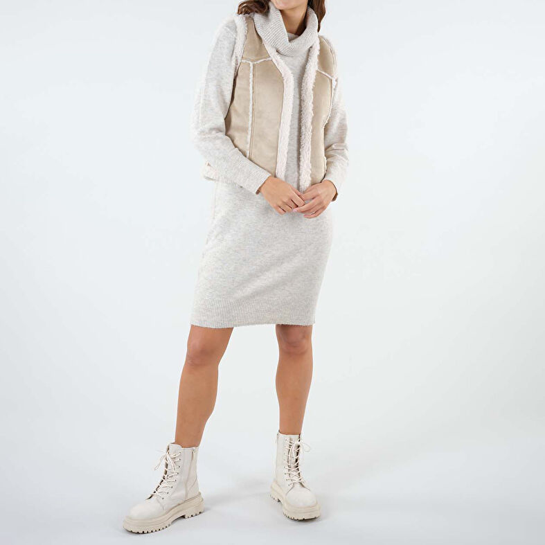  Beige vester til dame