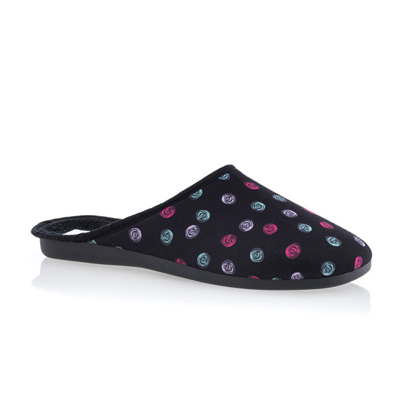 Pantuflas negras para mujer