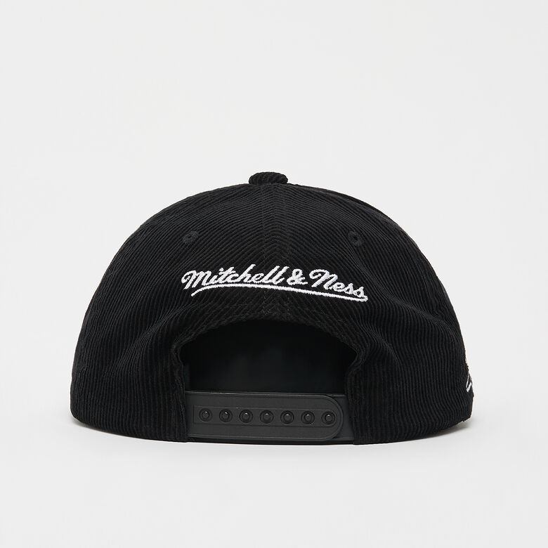 Deadstock Snapback 1904 Branded