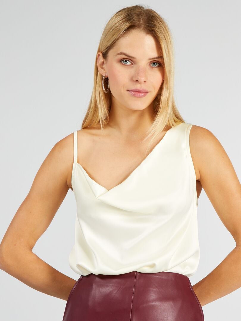 Asymmetrische top met dunne bandjes - WIT