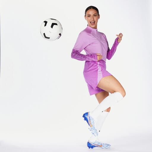  Nike Strike