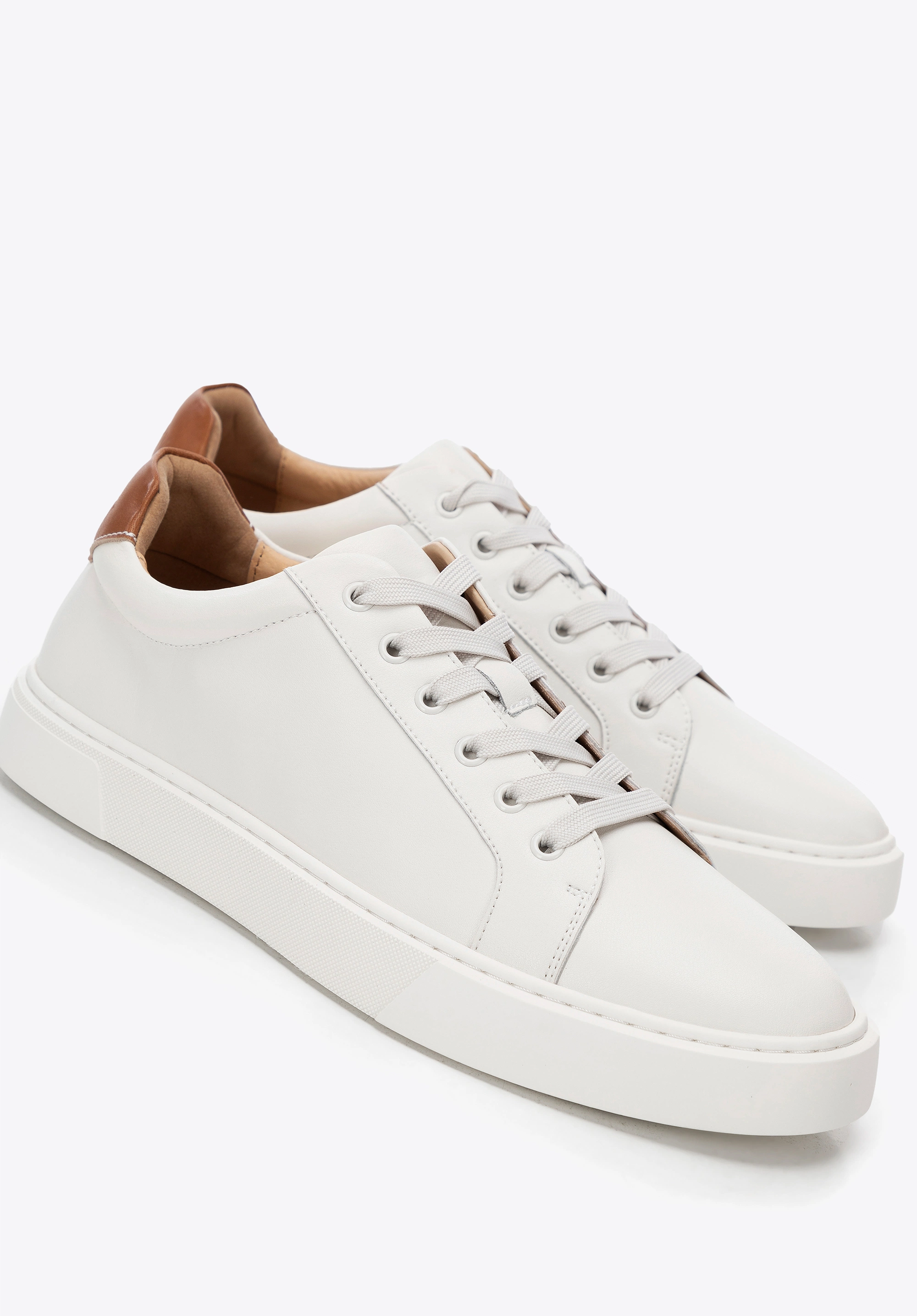 Męskie sneakersy ze skóry dwukolorowe biało - brązowe