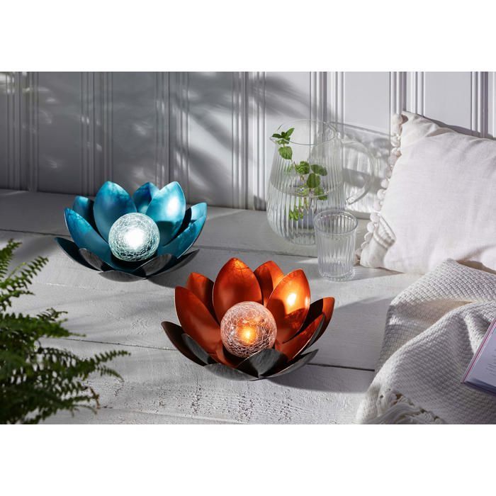 Lampada solare a forma di loto | Decorazione e illuminazione solare | Giardino e esterni | Fiore di loto | Metallo | Ø