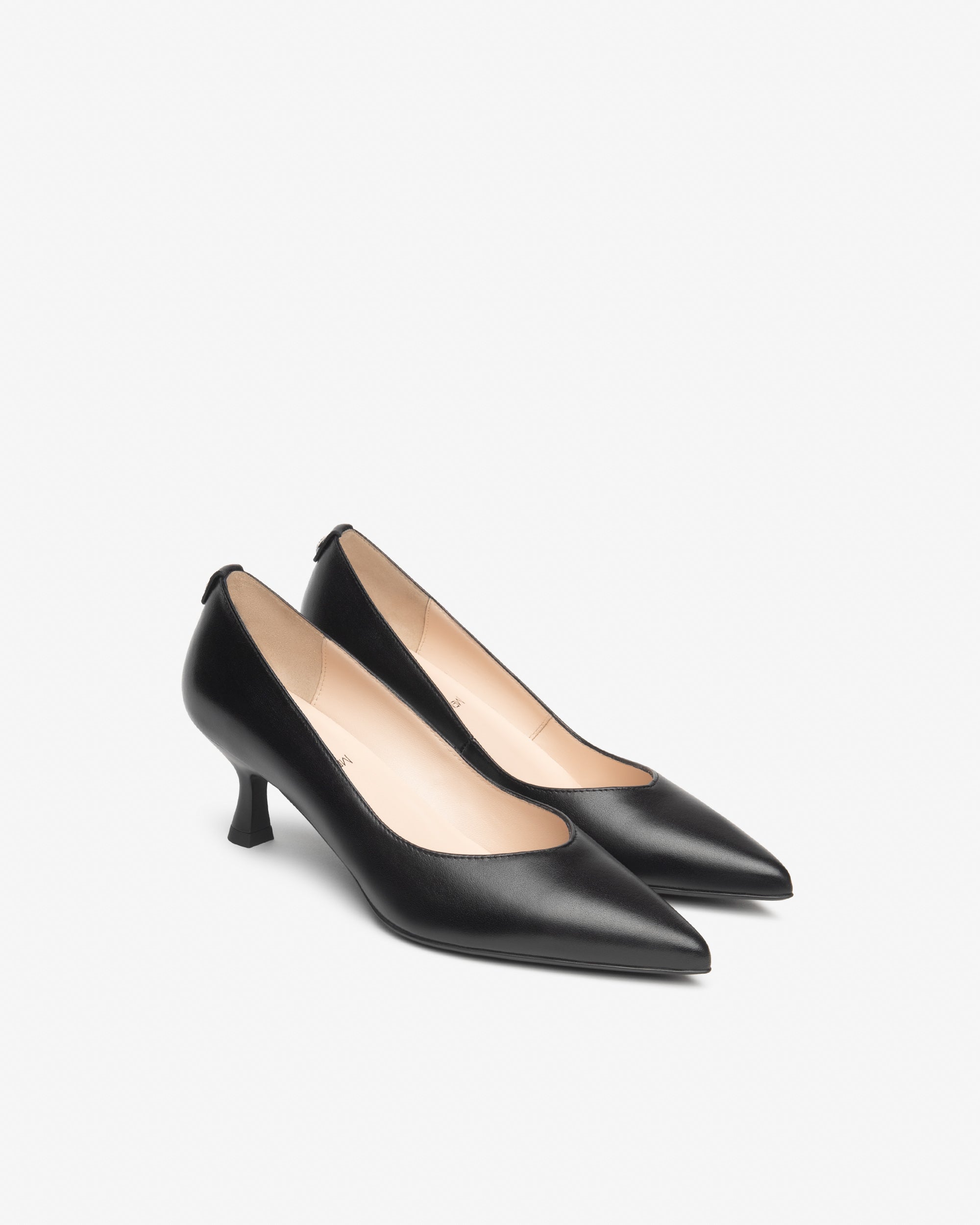  Damen-Pumps aus Leder