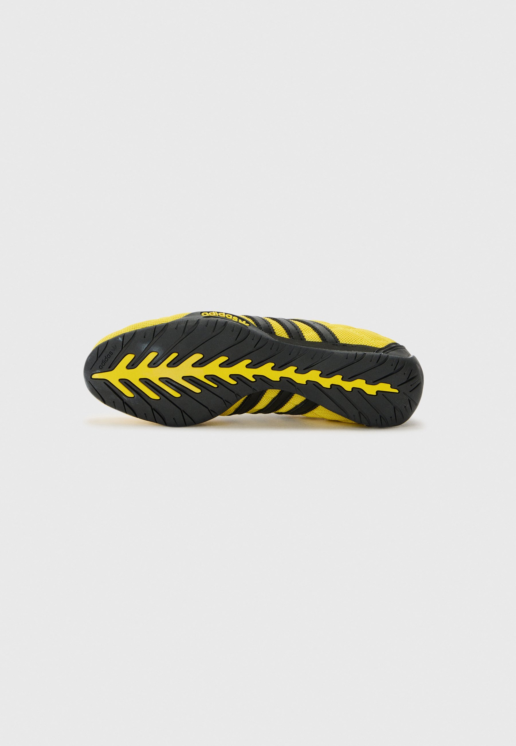 adidas Originalsi madala säärega tossud