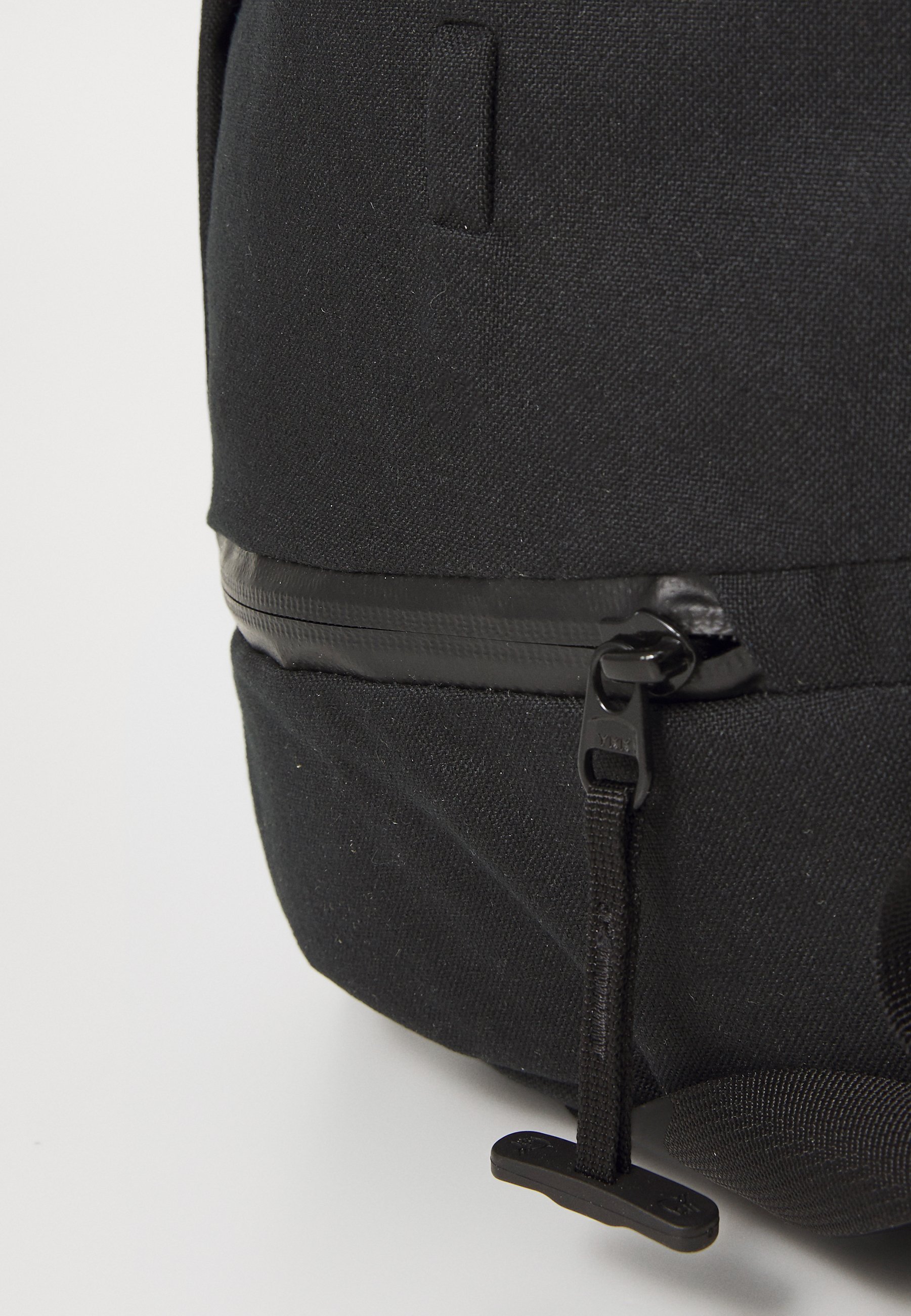 Norrøna NORRØNA COMMUTER 35L PACK UNISEX - Zaino - caviar