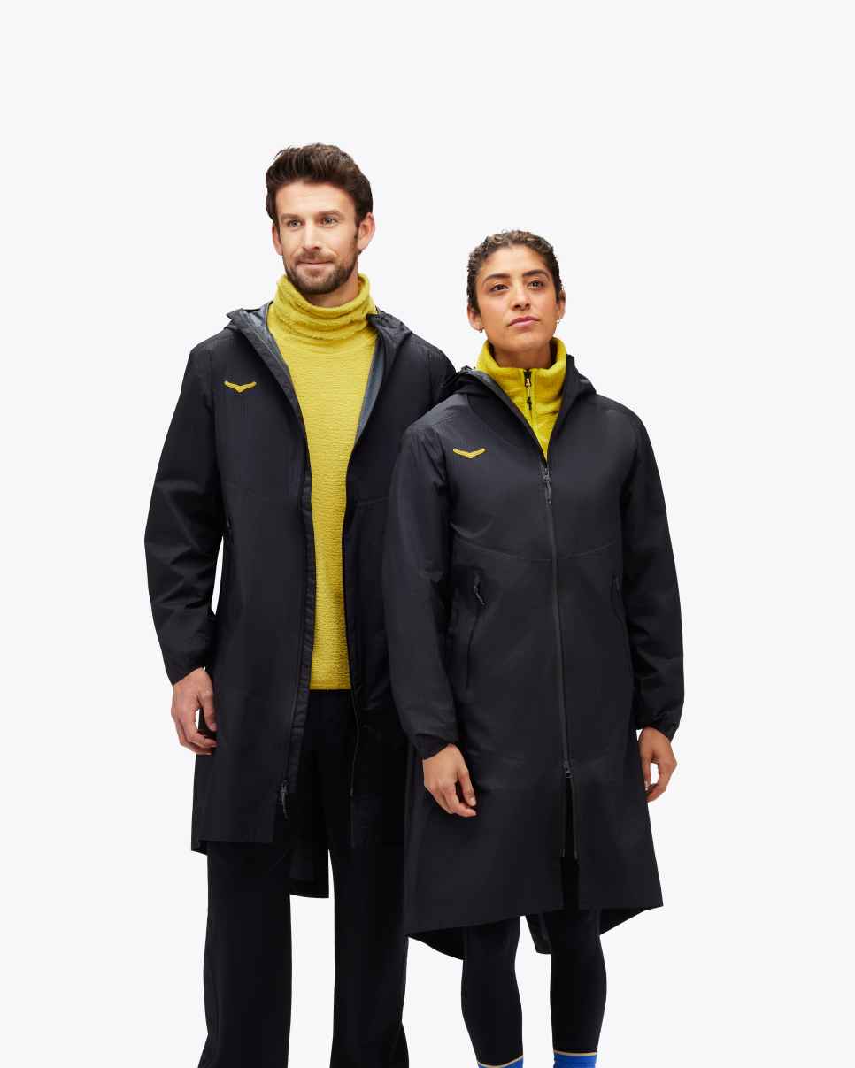 HOKA Highlands Jacke Schwarz