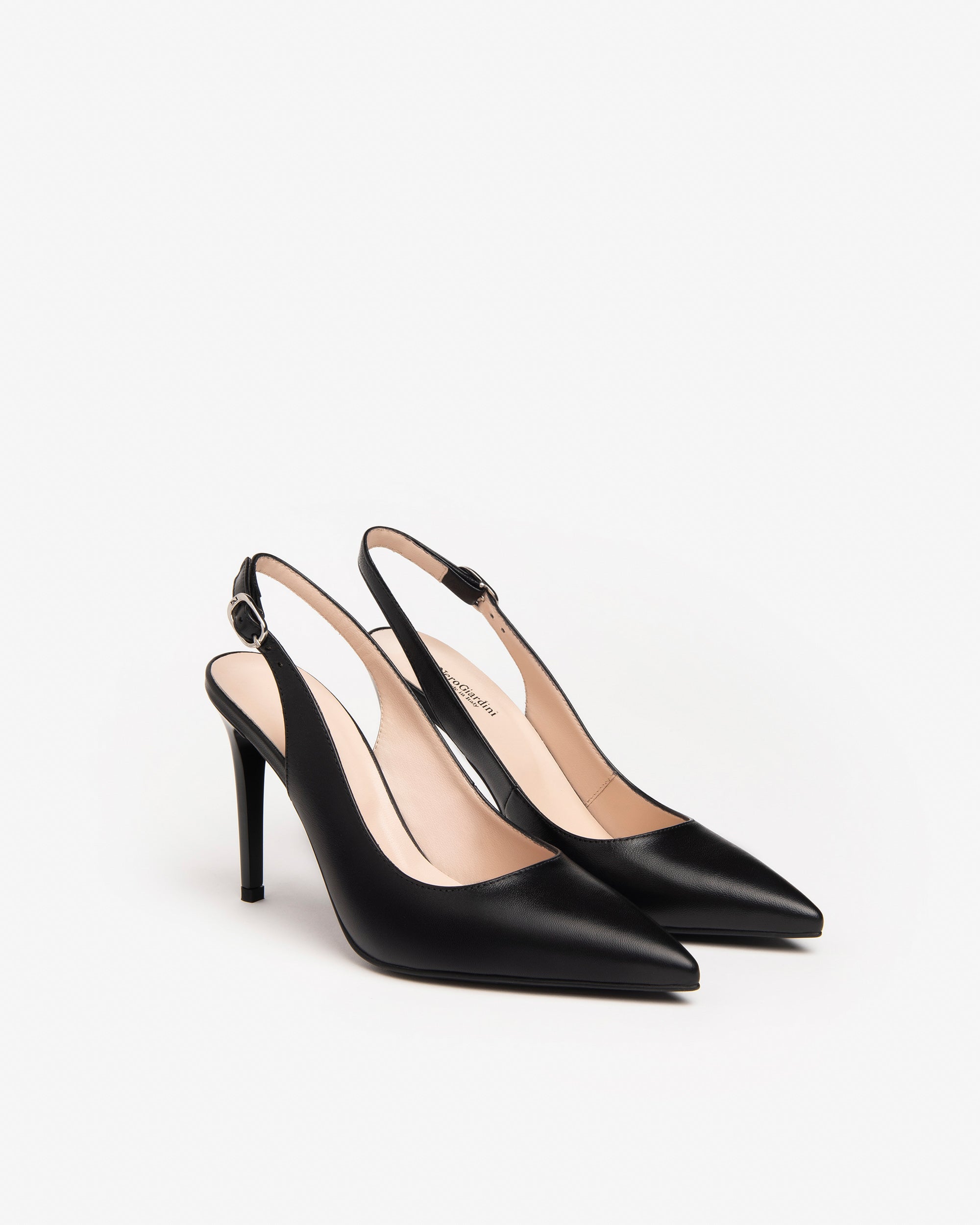  Damen-Pumps aus Leder