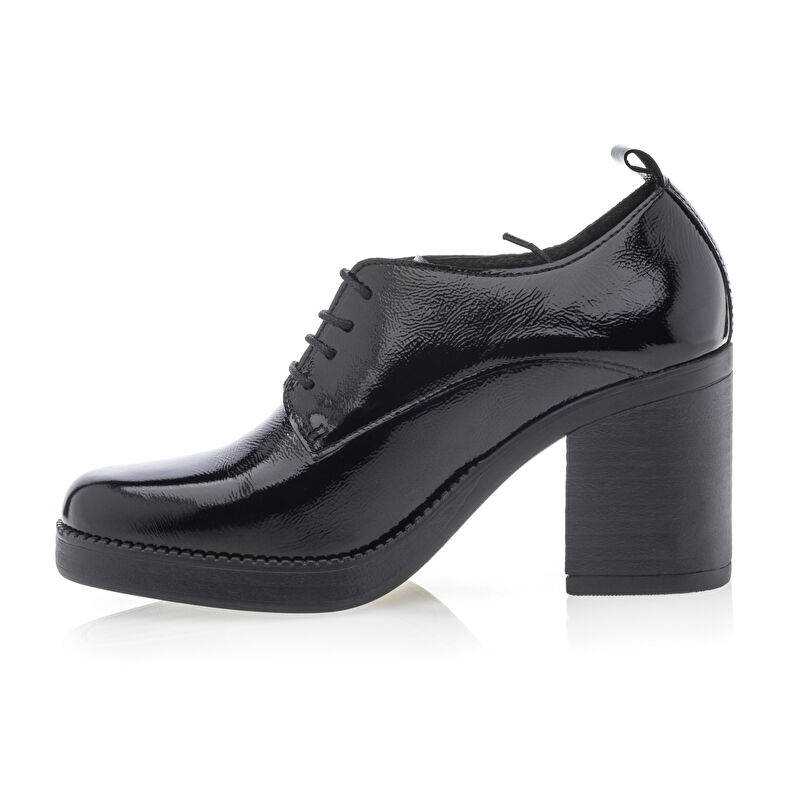 Zapatos de mujer negros con cordones / Zapatos Derby