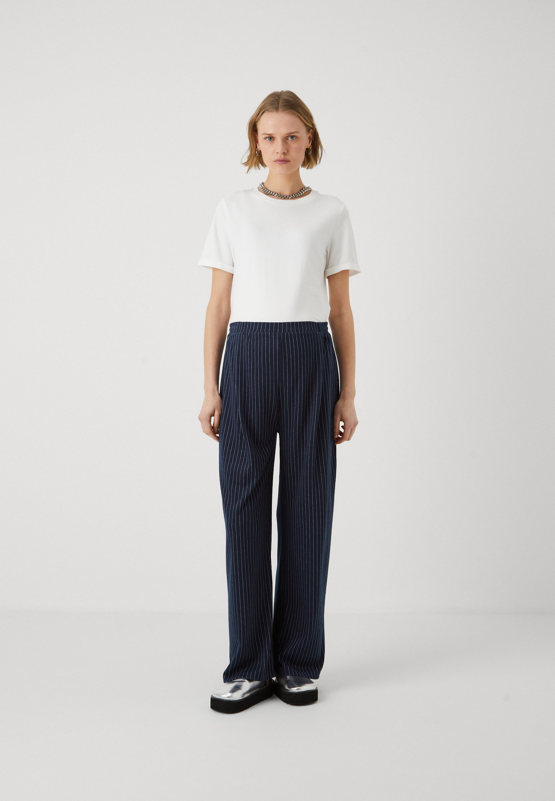 MAMALICIOUS MLNEWEVA - Basic T-shirt - sneeuwwit