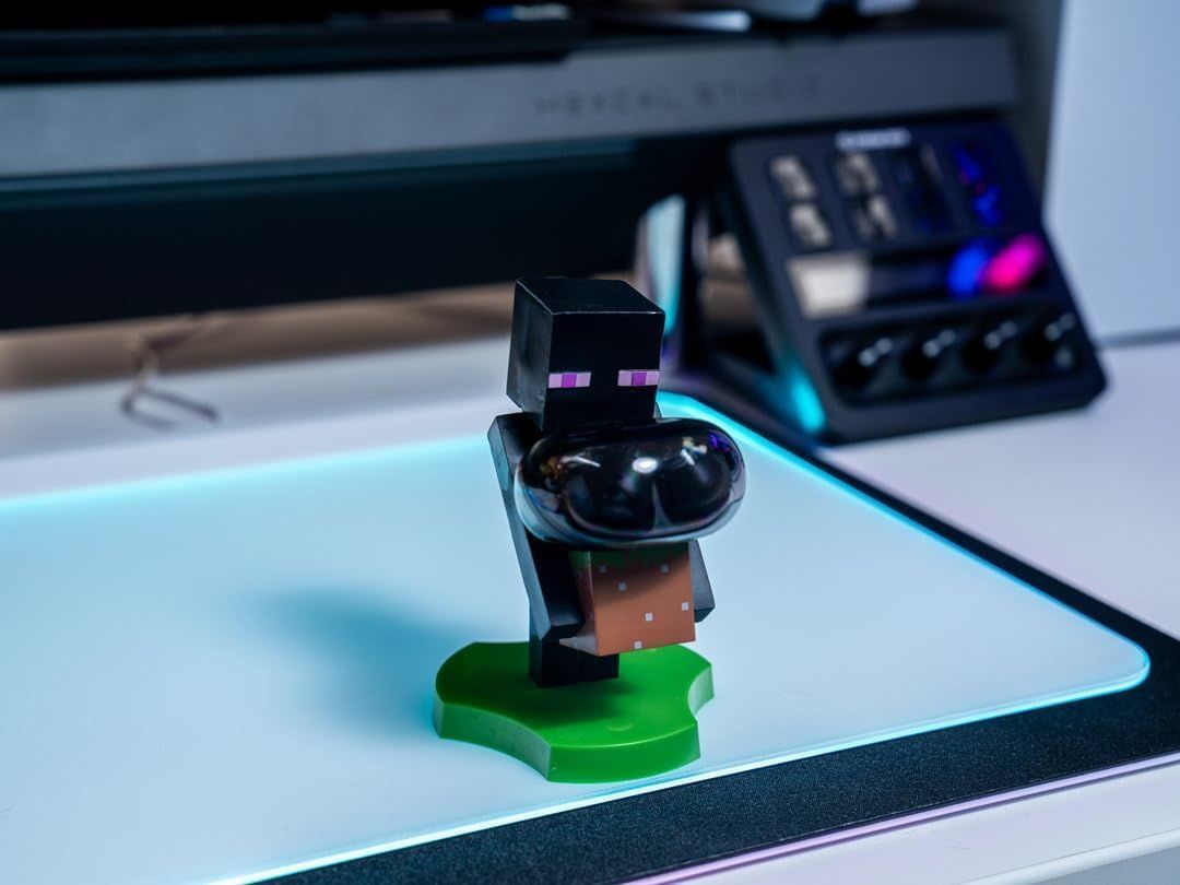 Figura de Enderman de Minecraft - EXQUISITE GAMING - Cable Guys - Soporte para auriculares, smartphone o accesorios pequeños - 11 cm