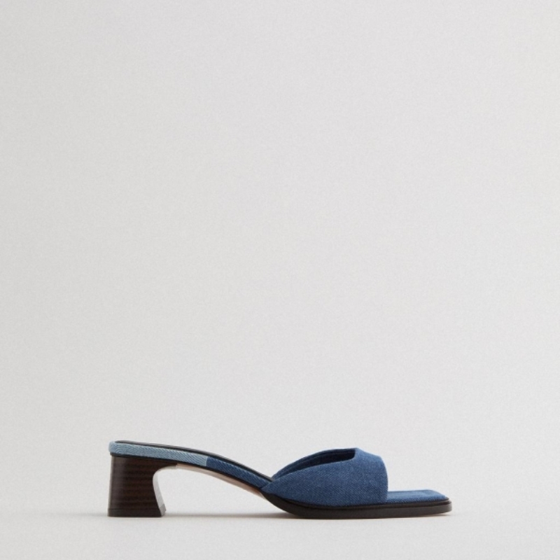 2021 Nuove pantofole da donna Scarpe Blu Denim Sandali casual con tacco alto Sandali spessi da donna per esterni