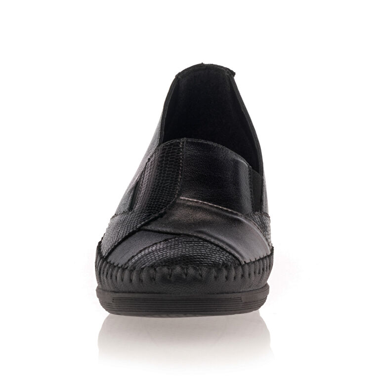 Zapatos cómodos para mujer, color negro.