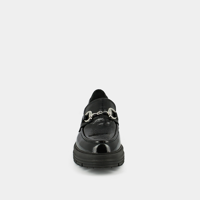 Mocassins à mors et semelles crantées  en vernis plissé noir