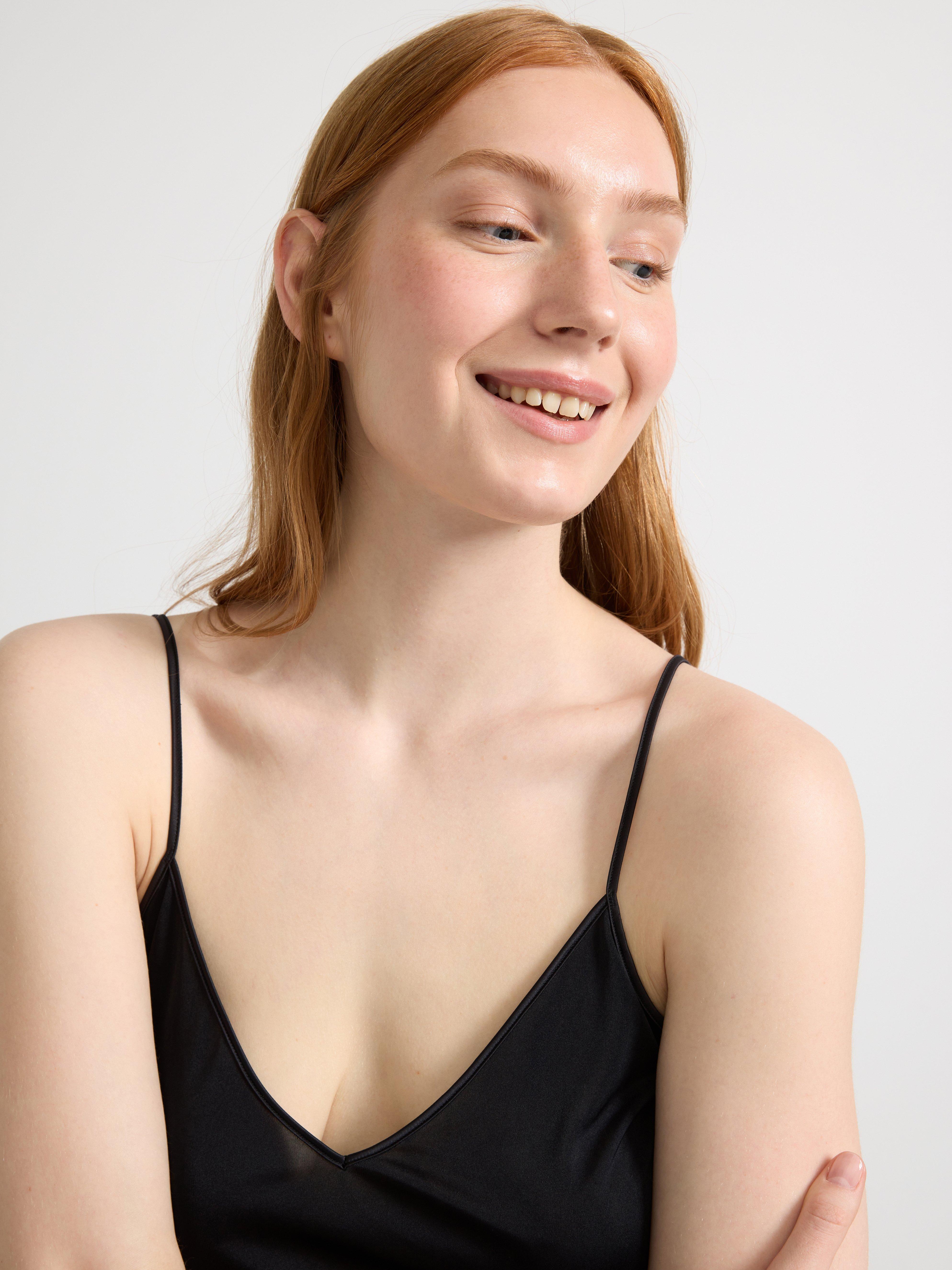 Slip Black