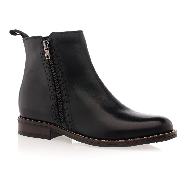 Schwarze Damenstiefel / Stiefeletten