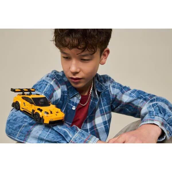 LEGO Speed Champions 77239 Porsche 911 GT3 RS superšportni avtomobil