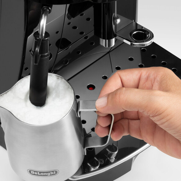 Magnifica S fully automatic coffee machine