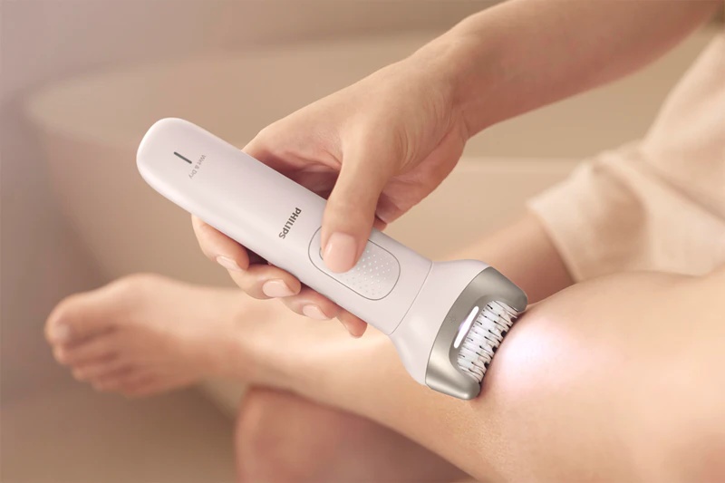 Philips 9900 Wellness Kit BRE748/00 komplet za britje in nego obraza