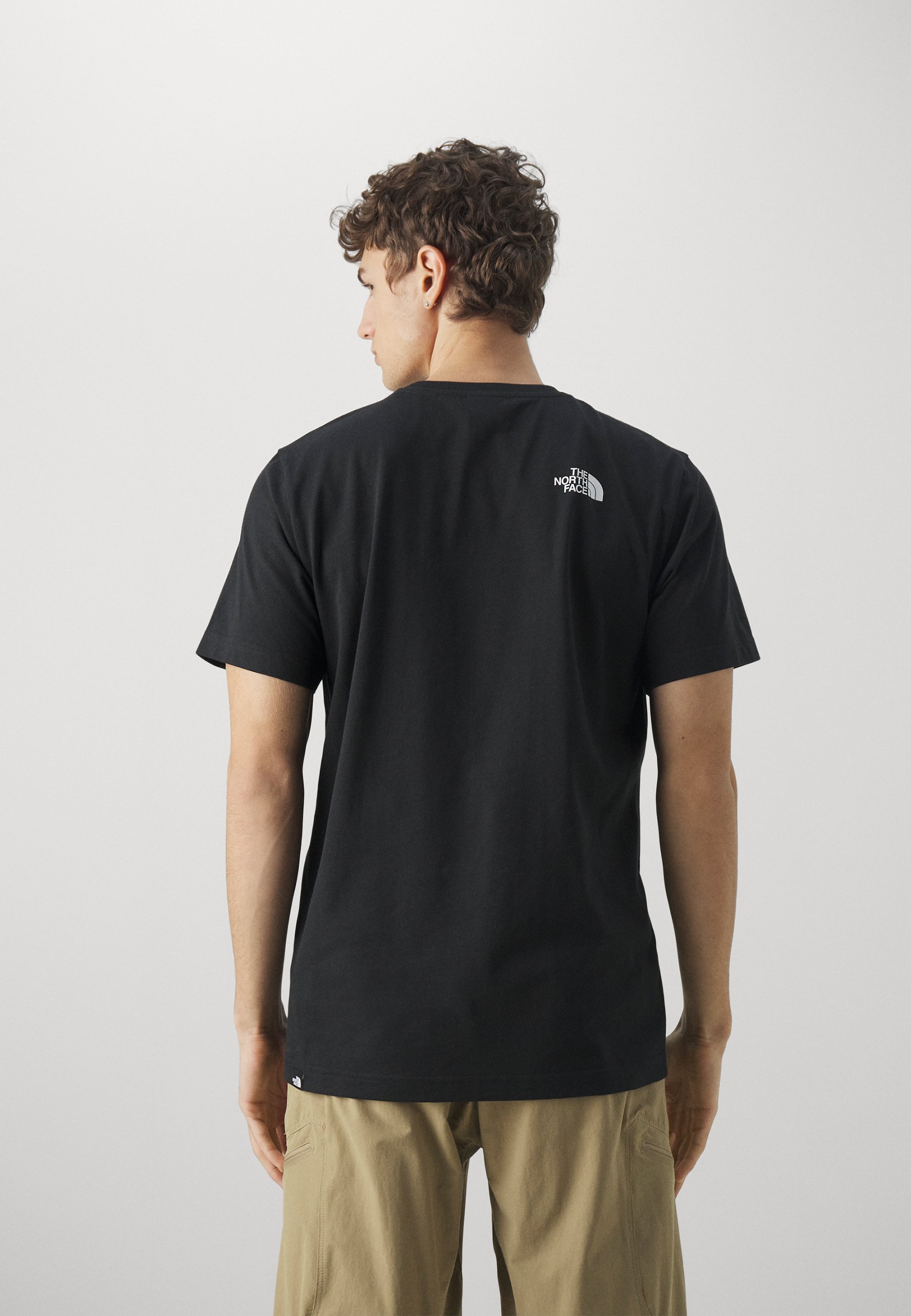 Maglietta sportiva The North Face M SS SIMPLE DOME TEE - nera