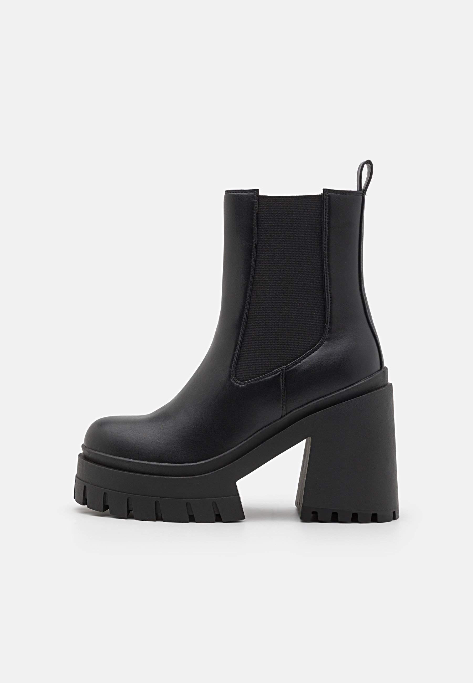 Even&Odd Plateau-Ankle-Boots mit weiter Passform – schwarz