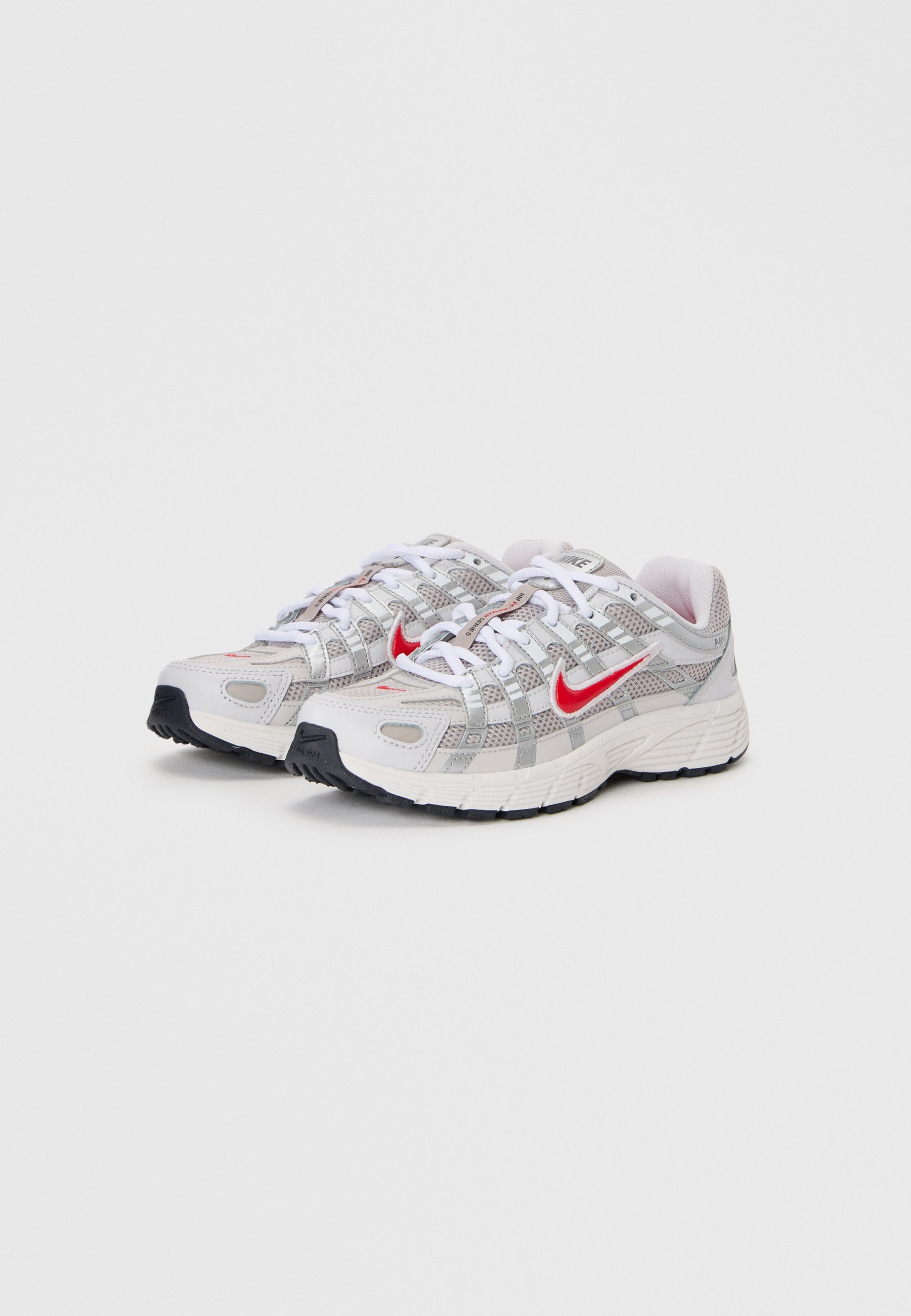Nike Sportswear P 6000 UNISEX - Sneakers - collegegrijs/vuurrood/vastgrijs/phantom